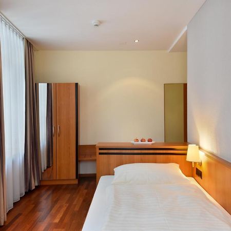 Apart Hotel Amadeo 조핀겐 외부 사진