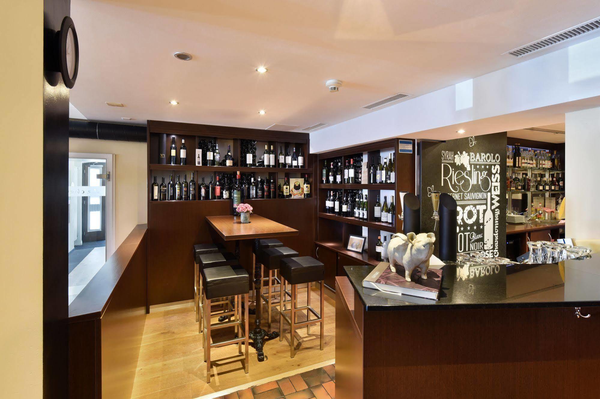 Apart Hotel Amadeo 조핀겐 외부 사진